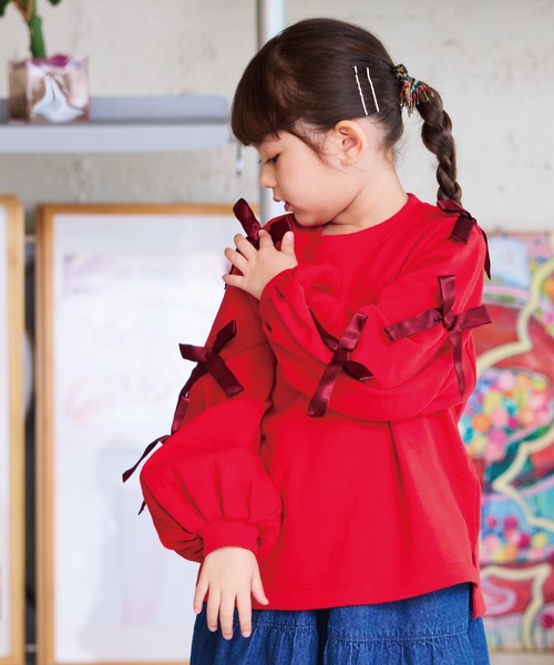 CALMIA（カルミア）の「ショルダーリボンスウェット（スウェット・キッズ・レッド/オフホワイト/ライトピンク・90/100/110/120/130/140/150）」の3枚目の写真