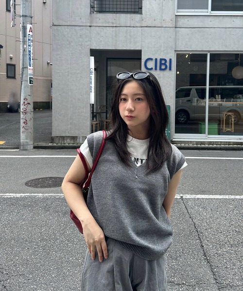 RiLi(リリ)の「ベーシックニットベスト【RL】(ニット/セーター・レディース・ブラック/グレー/ボルドー・FREE)」の2枚目の写真
