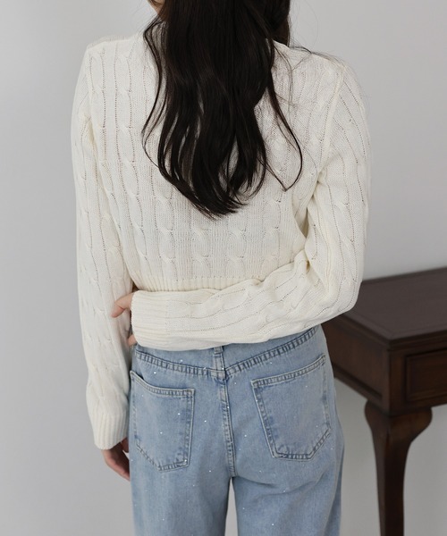 BLUEEAST（ブルーイースト）の「《新色追加》ケーブルニットトップス（ニット/セーター・レディース・ネイビー/グレー/アイボリー/ボルドー/ピンク・MEDIUM）」の10枚目の写真