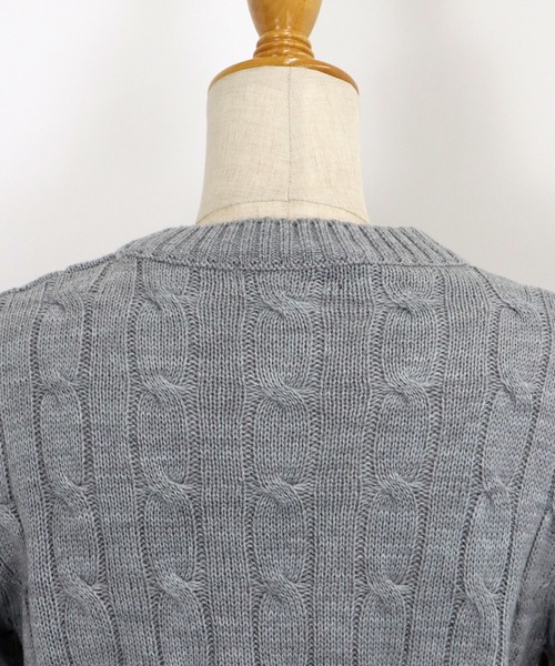 BLUEEAST（ブルーイースト）の「《新色追加》ケーブルニットトップス（ニット/セーター・レディース・ネイビー/グレー/アイボリー/ボルドー/ピンク・MEDIUM）」の16枚目の写真