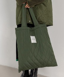 DAY CLOSET | 【A4対応】ムード漂う英字タグキルティングトートバッグ(トートバッグ)