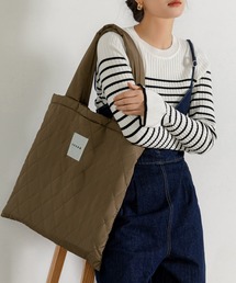 DAY CLOSET | 【A4対応】ムード漂う英字タグキルティングトートバッグ(トートバッグ)