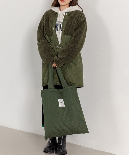 DAY CLOSET(デイ クローゼット)の「【A4対応】ムード漂う英字タグキルティングトートバッグ(トートバッグ・レディース・ブラック/カーキ/モカ・ONE SIZE)」の12枚目の写真