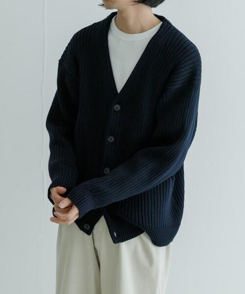 URBAN RESEARCH(アーバンリサーチ)の「new basic COTTON CASHMERE WIDE RIB CARDIGAN(カーディガン/ボレロ・メンズ・チャコールグレー/ブラック/ネイビー・MEDIUM/LARGE)」の8枚目の写真