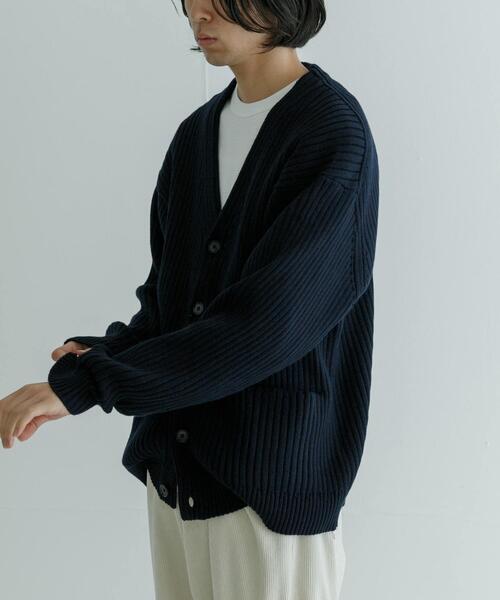 URBAN RESEARCH(アーバンリサーチ)の「new basic COTTON CASHMERE WIDE RIB CARDIGAN(カーディガン/ボレロ・メンズ・チャコールグレー/ブラック/ネイビー・MEDIUM/LARGE)」の9枚目の写真