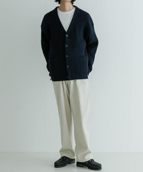 URBAN RESEARCH(アーバンリサーチ)の「new basic COTTON CASHMERE WIDE RIB CARDIGAN(カーディガン/ボレロ・メンズ・チャコールグレー/ブラック/ネイビー・MEDIUM/LARGE)」の10枚目の写真
