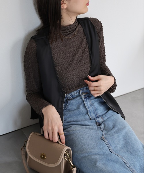 sakishimatokyo（サキシマトーキョー）の「サテン ペプラムVネックベスト（ベスト・レディース・ブラック/アイボリー・FREE）」の5枚目の写真