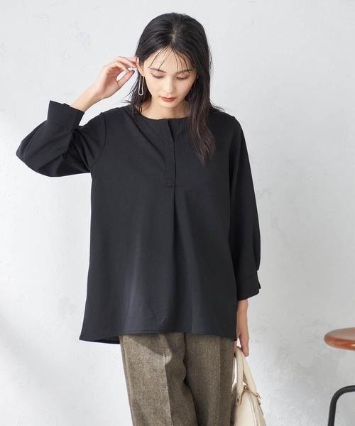 a.v.v(アーヴェヴェ)の「キーネックタックスリーブトップス(Tシャツ/カットソー・レディース・グレー系その他/ブラック/ホワイト・36/34/40/38/42)」の9枚目の写真