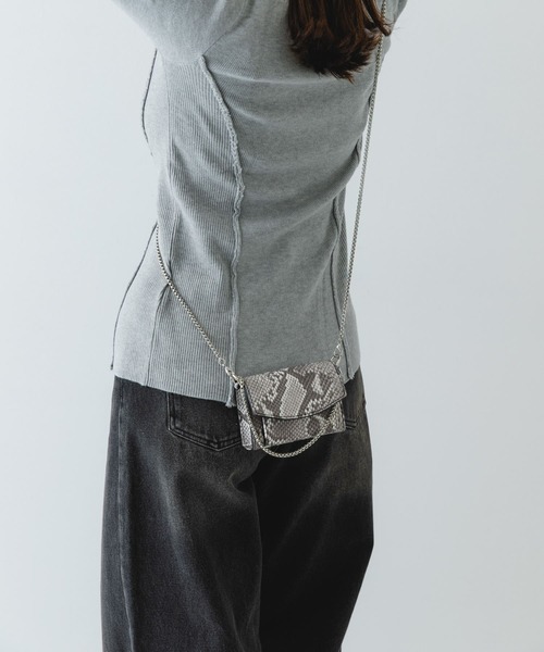 RODE SKO（ロデスコ）の「ナノバッグ(スネークチェーン)（ショルダーバッグ・レディース・アニマル・ONE）」の11枚目の写真