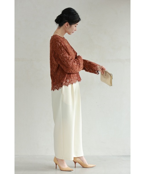 tシャツ ベロア調の花浮かぶレースカットソートップス レディース ベロア調の花浮かぶレースカットソートップス（Tシャツ
