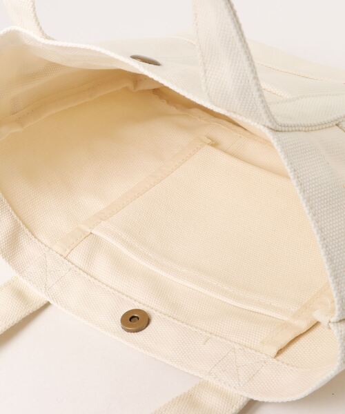 Right-on（ライトオン）の「【JAWS】ロゴバッグ（トートバッグ・キッズ・ホワイト・フリー）」の4枚目の写真