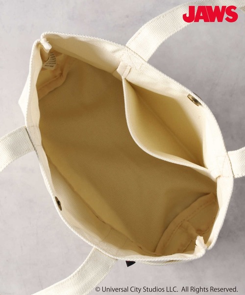 Right-on（ライトオン）の「【JAWS】ロゴバッグ（トートバッグ・キッズ・ホワイト・フリー）」の6枚目の写真