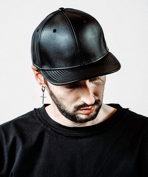 NO ID.(ノーアイディ)の「【NO ID.】Synthetic Leather BB Cap / シンセティック レザー BB キャップ(キャップ・メンズ・アイボリー/ブラック・ONE SIZE)」の2枚目の写真
