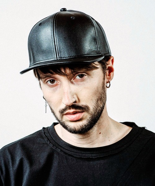 NO ID.(ノーアイディ)の「【NO ID.】Synthetic Leather BB Cap / シンセティック レザー BB キャップ(キャップ・メンズ・アイボリー/ブラック・ONE SIZE)」の9枚目の写真