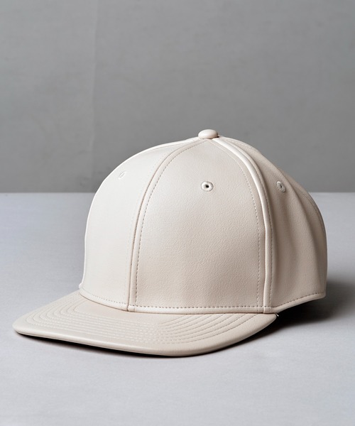 NO ID.(ノーアイディ)の「【NO ID.】Synthetic Leather BB Cap / シンセティック レザー BB キャップ(キャップ・メンズ・アイボリー/ブラック・ONE SIZE)」の13枚目の写真