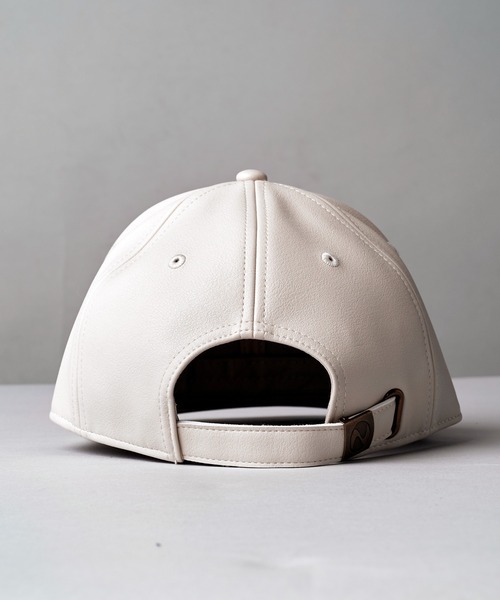 NO ID.(ノーアイディ)の「【NO ID.】Synthetic Leather BB Cap / シンセティック レザー BB キャップ(キャップ・メンズ・アイボリー/ブラック・ONE SIZE)」の19枚目の写真