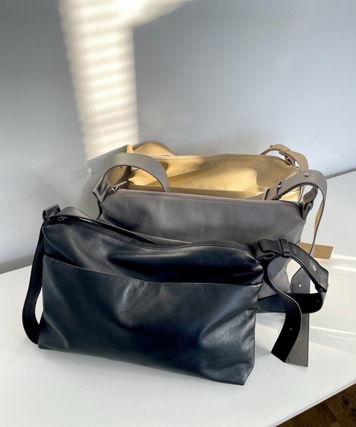 イヤパピヨネ 2wayショルダーバッグ ear PAPILLONNER ショルダーバッグ バッグ 「本革/480g」2WAY