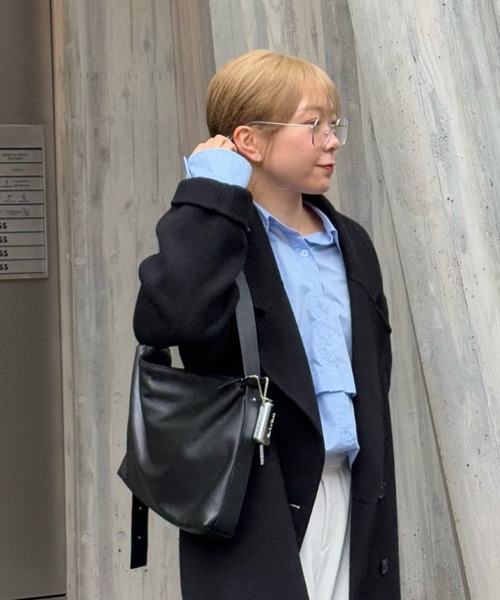 イアパピヨネ 本革/480g 2WAYレザーショルダーバッグ ブラック ear PAPILLONNER ショルダーバッグ バッグ 「本革/480g」2WAY