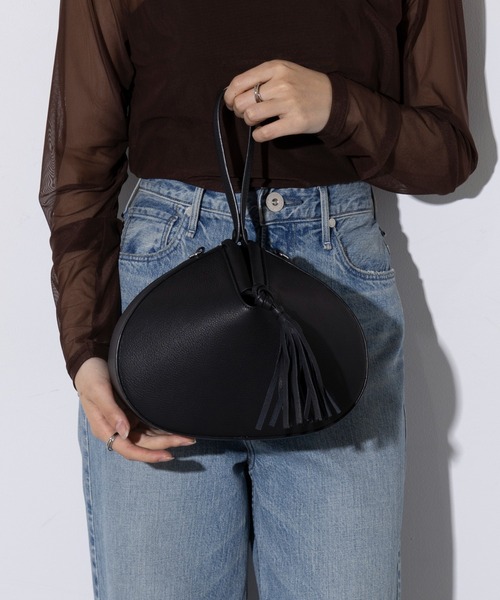 Beau're(ヴュレ)の「【BEAURE】フォーチュンクッキーショルダーバッグ ハンドバッグ 2way B-25214 ※(ショルダーバッグ・レディース・シルバー/アイボリー/ブラック/ベージュ・FREE)」の3枚目の写真