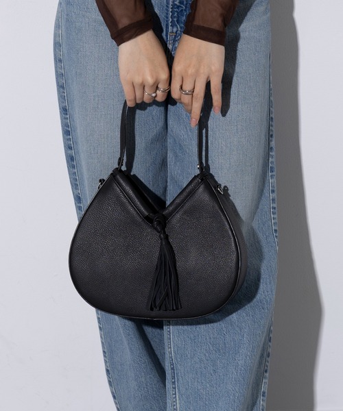 Beau're(ヴュレ)の「【BEAURE】フォーチュンクッキーショルダーバッグ ハンドバッグ 2way B-25214 ※(ショルダーバッグ・レディース・シルバー/アイボリー/ブラック/ベージュ・FREE)」の6枚目の写真