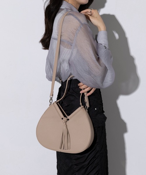 Beau're(ヴュレ)の「【BEAURE】フォーチュンクッキーショルダーバッグ ハンドバッグ 2way B-25214 ※(ショルダーバッグ・レディース・シルバー/アイボリー/ブラック/ベージュ・FREE)」の15枚目の写真