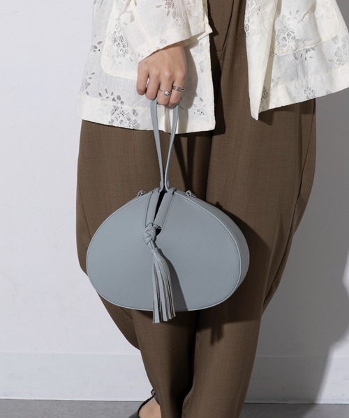 Beau're(ヴュレ)の「【BEAURE】フォーチュンクッキーショルダーバッグ ハンドバッグ 2way B-25214 ※(ショルダーバッグ・レディース・シルバー/アイボリー/ブラック/ベージュ・FREE)」の10枚目の写真