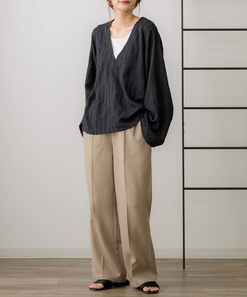 NOAHL（ノアル）の「【NOAHL】フリンジストライプVネックプルオーバー（Tシャツ/カットソー・レディース・ブラウン系/アイボリー/ブラック/グリーン系・FREE）」の6枚目の写真