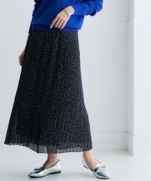 nissen(ニッセン)の「シフォンプリーツロングスカート<大きいサイズ有>(スカート・レディース・ブラック/サックスブルー/ドット/モカ/チェック/ブルー/イエロー・L/LL/3L/S/M)」の6枚目の写真