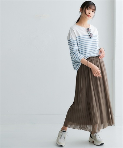 nissen(ニッセン)の「シフォンプリーツロングスカート<大きいサイズ有>(スカート・レディース・ブラック/サックスブルー/ドット/モカ/チェック/ブルー/イエロー・L/LL/3L/S/M)」の16枚目の写真