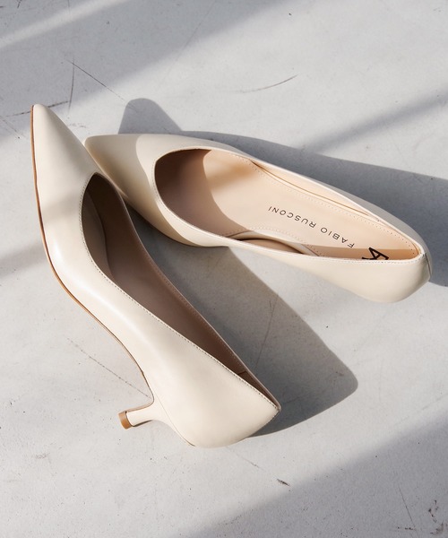 FABIO RUSCONI(ファビオルスコーニ)の「FABIO RUSCONI (ファビオ ルスコーニ) / エレガントポインテッドパンプス 2634(パンプス・レディース・アイボリー/ブラック・38/39/35/36/37)」の2枚目の写真