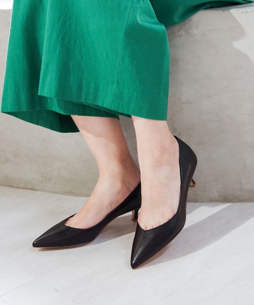 FABIO RUSCONI(ファビオルスコーニ)の「FABIO RUSCONI (ファビオ ルスコーニ) / エレガントポインテッドパンプス 2634(パンプス・レディース・アイボリー/ブラック・38/39/35/36/37)」の9枚目の写真