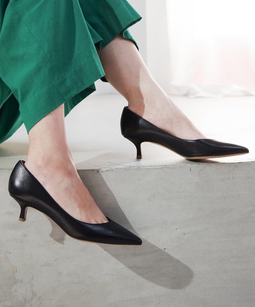 FABIO RUSCONI(ファビオルスコーニ)の「FABIO RUSCONI (ファビオ ルスコーニ) / エレガントポインテッドパンプス 2634(パンプス・レディース・アイボリー/ブラック・38/39/35/36/37)」の8枚目の写真