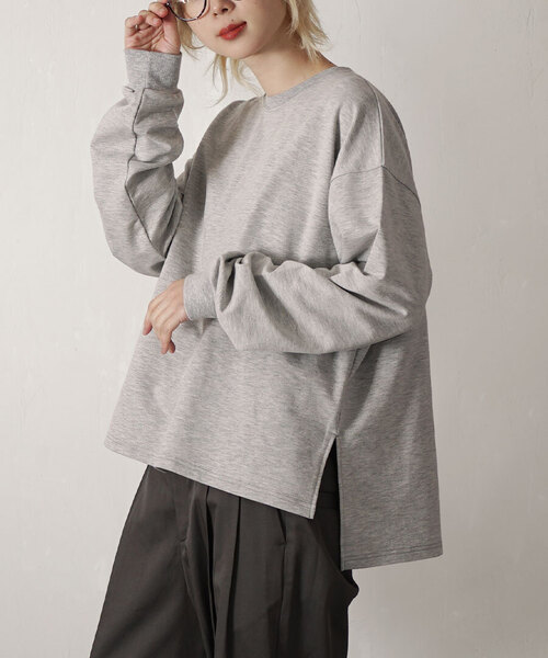 zootie(ズーティー)の「こなれリラックス リブ袖スリットプルオーバー(Tシャツ/カットソー・レディース・ダークグリーン/オレンジ系/ネイビー/ミント/グレイッシュベージュ/ブラック/杢グレー/オフホワイト・M)」の4枚目の写真