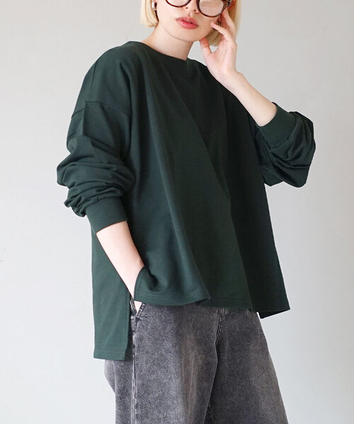 zootie(ズーティー)の「こなれリラックス リブ袖スリットプルオーバー(Tシャツ/カットソー・レディース・ダークグリーン/オレンジ系/ネイビー/ミント/グレイッシュベージュ/ブラック/杢グレー/オフホワイト・M)」の1枚目の写真