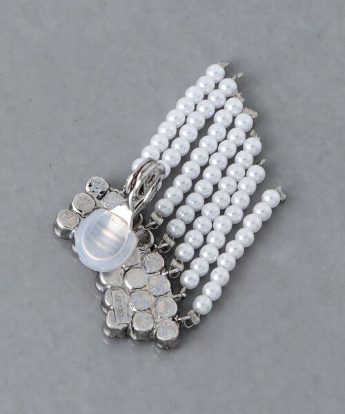 IRIS47（イリスフォーセブン）の「＜IRIS 47＞PALACE イヤリング（イヤリング・レディース・シルバー・FREE）」の4枚目の写真