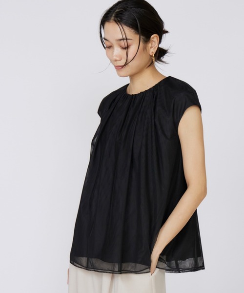 INED（イネド）の「チュールブラウス（シャツ/ブラウス・レディース・オフホワイト/ブラック/サックスブルー・9号/11号）」の2枚目の写真