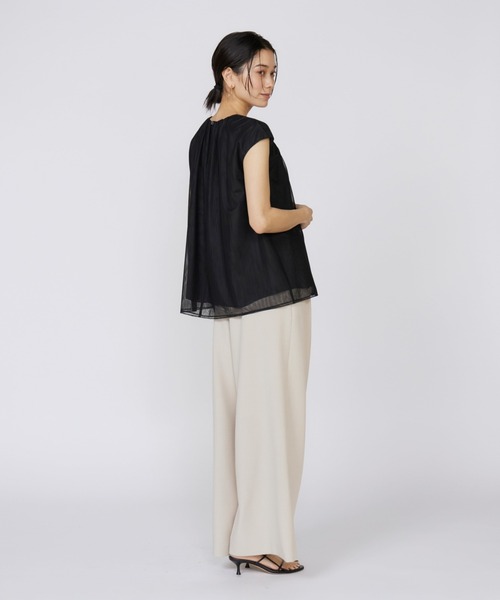 INED（イネド）の「チュールブラウス（シャツ/ブラウス・レディース・オフホワイト/ブラック/サックスブルー・9号/11号）」の8枚目の写真