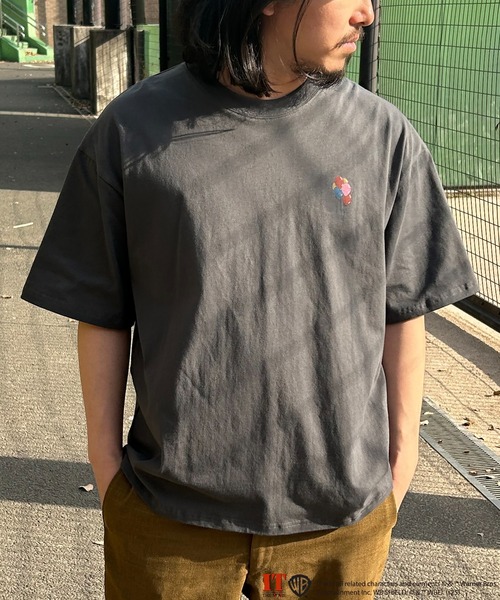 VENCEEXCHANGE（ヴァンスエクスチェンジ）の「IT イット ビンテージライクプリントTシャツ（Tシャツ/カットソー・メンズ・ブラック/アイボリー/オフホワイト/ダークグレー・L/M/LL）」の5枚目の写真