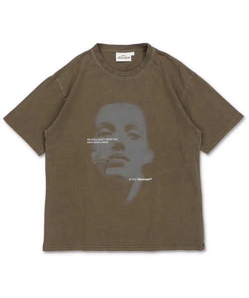 SPINNS（スピンズ）の「ヴィンテージライクピグメントTシャツ/ガールプリント（Tシャツ/カットソー・メンズ・ブラック/カーキ/ブラウン・ONESIZE）」の5枚目の写真