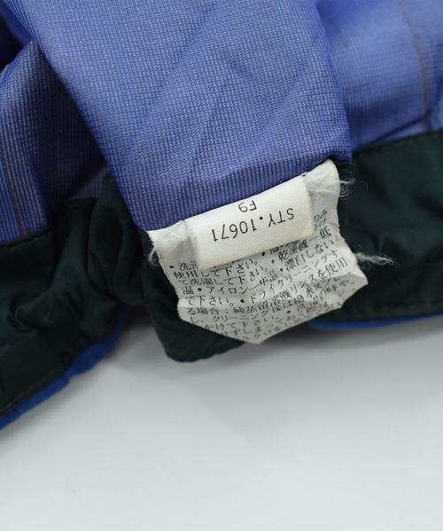 patagonia（パタゴニア）の「【ヴィンテージ古着】Y2K Patagonia ナイロジャケット（マウンテンパーカー・メンズ・ブルー・SMALL）」の16枚目の写真