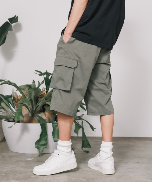 SKKONE(スコーネ)の「SKKONE/スコーネ ストレッチ リラックスカーゴ ハーフパンツ(カーゴパンツ・メンズ・オリーブ/ブラック/ブラウン・L/LL/M)」の5枚目の写真