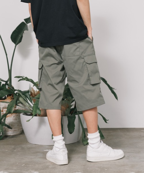 SKKONE(スコーネ)の「SKKONE/スコーネ ストレッチ リラックスカーゴ ハーフパンツ(カーゴパンツ・メンズ・オリーブ/ブラック/ブラウン・L/LL/M)」の6枚目の写真