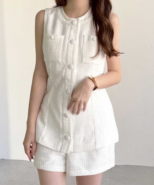 GeeRA(ジーラ)の「サマーツイードペプラムジレジャケット(ベスト・レディース・ブルー/ホワイト・LARGE/MEDIUM)」の9枚目の写真