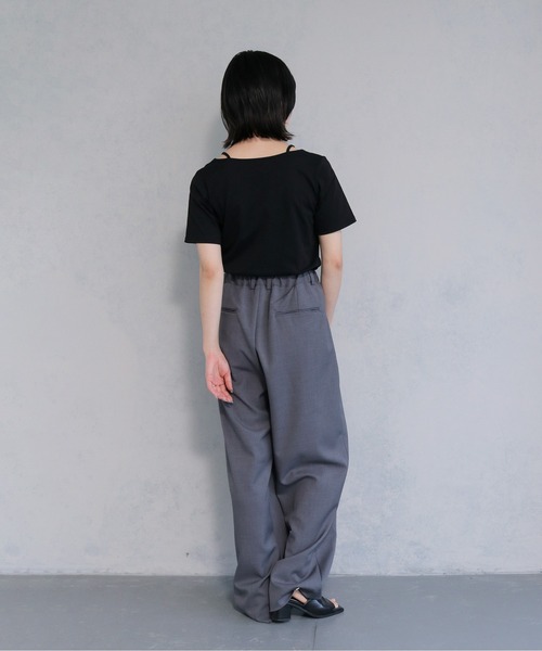 cheriella(シェリエラ)の「【cheriella】ネックデザイントップス NECK DESIGN TOPS(Tシャツ/カットソー・レディース・オフホワイト/チャコールグレー/ブラック・M)」の9枚目の写真
