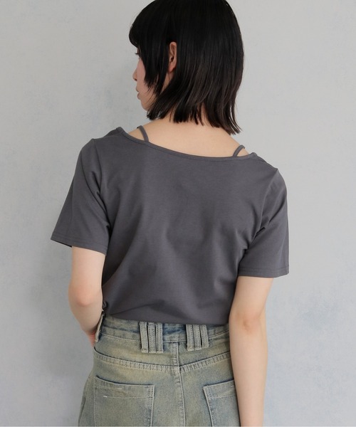 cheriella(シェリエラ)の「【cheriella】ネックデザイントップス NECK DESIGN TOPS(Tシャツ/カットソー・レディース・オフホワイト/チャコールグレー/ブラック・M)」の13枚目の写真