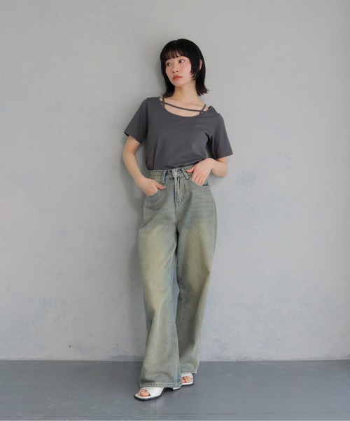 cheriella(シェリエラ)の「【cheriella】ネックデザイントップス NECK DESIGN TOPS(Tシャツ/カットソー・レディース・オフホワイト/チャコールグレー/ブラック・M)」の16枚目の写真