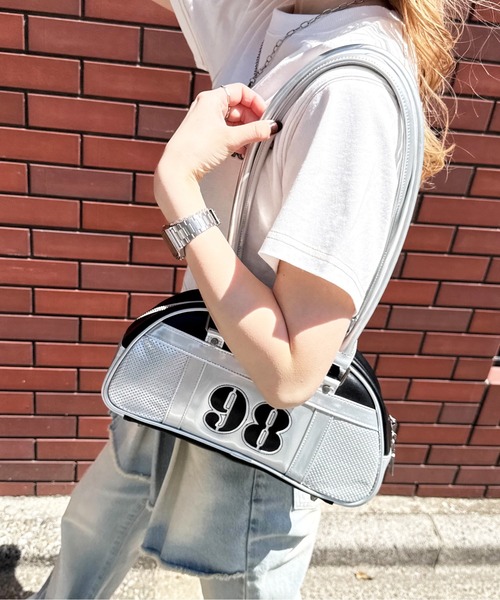 DOUBLE NAME（ダブルネーム）の「エナメルボストンバッグ（ハンドバッグ・レディース・レッド/ブルー/シルバー・FREE）」の13枚目の写真