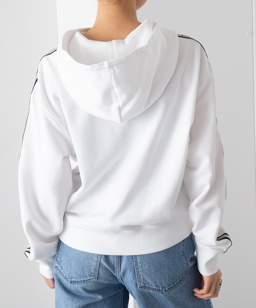 Champion（チャンピオン）の「【Champion】Crop Hoodie Jumper パーカー（パーカー・レディース・ホワイト/ブラック/パープル・S/M/XL/L）」の8枚目の写真