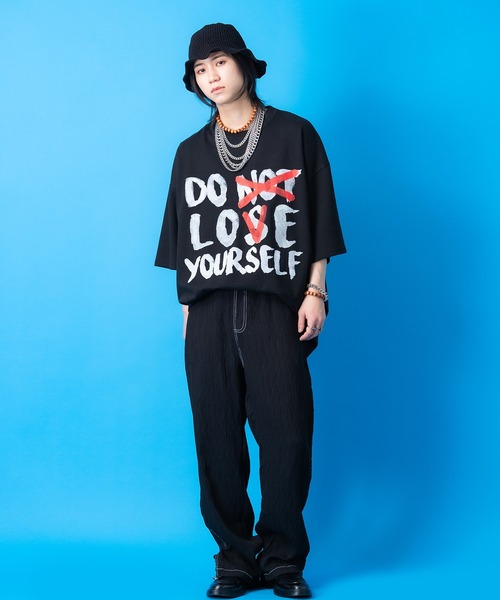 a.p.o.v.(エーピーオービー)の「a.p.o.v. メッセージペイントプリントオーバーサイズTシャツ(Tシャツ/カットソー・メンズ・ブラック/ホワイト・ONESIZE)」の5枚目の写真