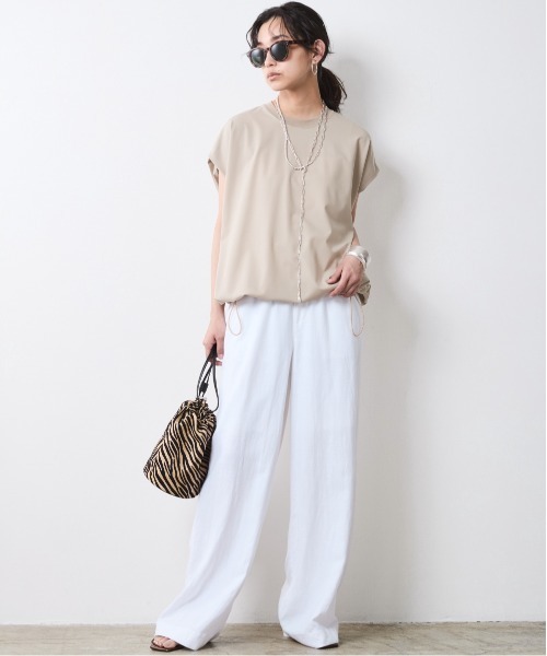 CHIC STYLE(シックスタイル)の「ノースリーブデザインカットソー<大きいサイズ有>シックスタイル(Tシャツ/カットソー・レディース・ブラック/ベージュ・3L/LL/L/M/5L/4L)」の19枚目の写真